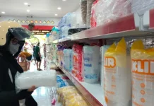 Rising Oil Prices Raise Pressure on Indonesia’s Plastic Industry