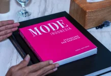 Mode Indonesia Book to Strengthen Local Designer Ecosystem