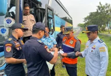 Transportation Officials Identify Unsafe Buses After Holiday Checks