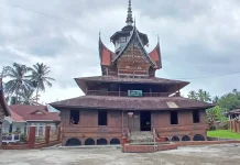 Surau Lubuk Bauk Defies Time and Earthquakes
