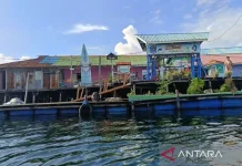 Bontang Fishermen Build Floating Eco-Tourism Hub