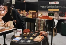 Ministry of Industry Helps SMEs Showcase Crafts Abroad