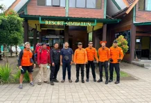 Fog and Fading Light Halt Helicopter Rescue of Malaysian Climber on Mount Rinjani