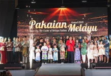 Indonesia Highlights Cultural Diplomacy at Thailand's Malay Costume Festival