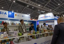 Indonesian Student Titan Damhuri Strikes Gold Despite Injury at WATA Open in Japan