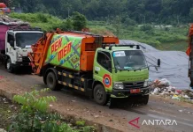 Bandung Pivots to Alternative Waste Plans as Trash Emergency Denied