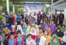 Jambi City Bets on Storytelling and Fish to Raise Smarter, Stunting-Free Children