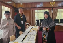 100-Meter Chinese Muslim Calligraphy Exhibited in Bukittinggi