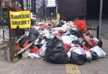 South Jakarta Warns Litterers of IDR 500,000 Fine