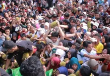 Pekanbaru Sets World Record with 1.1 km Durian Sticky‑Rice Cake Festival