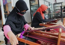 Women at the Forefront of the Creative Economy Boom