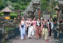 K-Pop Idols Could Boost South Korean Tourism to Indonesia