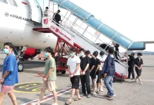 Indonesia Deports 92 Chinese Nationals Over Online Gambling and Fraud Syndicate
