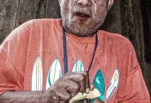 FBI Returns Eight Smuggled Papua Cultural Artifacts to Indonesia
