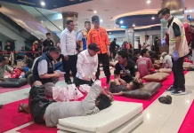 62 Survivors of KM Mutiara Sentosa II Await Evacuation from Masalembu