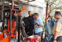 UNS–UKM Collaboration Brings Waste Management Innovation to Local Communities