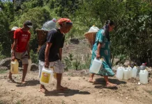 Tidore Village Relies on Ake Goa Spring and Tankers Amid Prolonged Drought