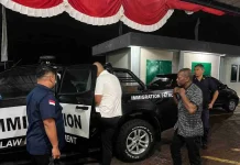 Tanjungpinang Immigration Deports Palestinian and Nigerian Nationals
