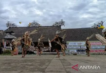Dayak Heritage Powers Samarinda's Pampang Village Tourism