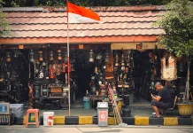 Cikini Antique Market Struggles Yet Finds New Appeal Among Gen Z
