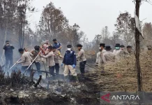 Central Kalimantan Uses Eco-Friendly Surfactant to Fight Land Fires