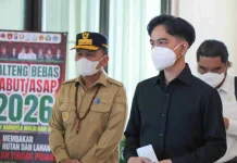 Vice President Inspects Central Kalimantan Fire Response