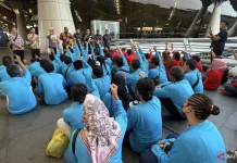 Indonesia Repatriates 81 Migrant Workers From Malaysia