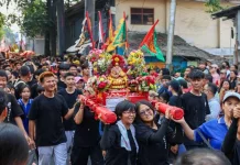 Thousands Join Seven-Yearly Peranakan Cultural Parade in Tangerang
