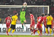 Ten-Man Indonesia Hold Malaysia to Keep ASEAN Cup Final Hopes Alive