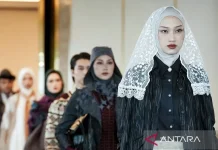 Indonesia Aims to Become Global Modest Fashion Hub