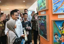 'Bukit Mimpi' Showcases 20 Sumatra Disaster-Hit Children Artwork in Jakarta