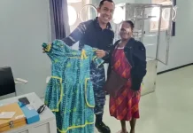 Vanuatu Resident Gifts Traditional Dress to Port Visit 2026 Medical Team