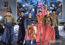 BIFF 2026 Spotlights East Kalimantan Wastra on World Stage