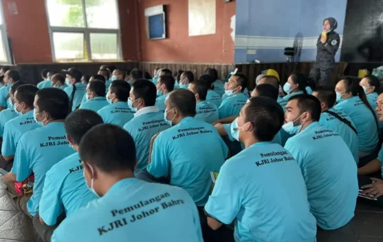 Indonesia Repatriates 90 Migrant Workers Ahead of Independence Day