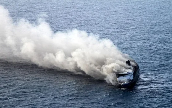 Periksa 22 Saksi, Polda Jatim Cari Penyebab Kebakaran KM Mutiara Sentosa 2
