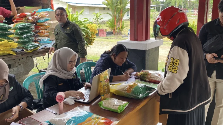 Bulog Sanggau Pastikan Stok Pangan Ramadan Aman