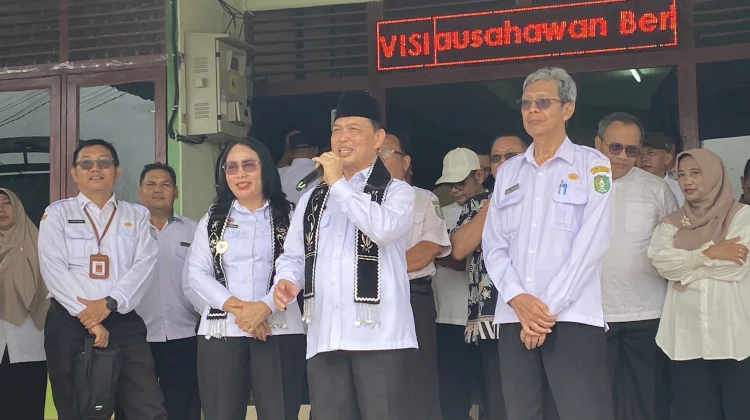 Gubernur Norsan: Mengajar Bukan Sekadar Kerja, tapi Amal Jariah