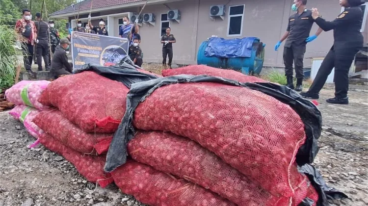 Penyelundupan Pangan Ilegal Kembali Marak, Entikong Jadi Titik Rawan