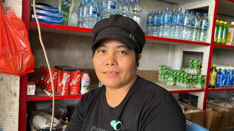 Pedagang Sanggau Tanggapi Wacana Pembatasan Ritel Modern