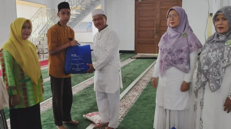 IPHI dan MTP Sanggau Lakukan Ramadan Berbagi