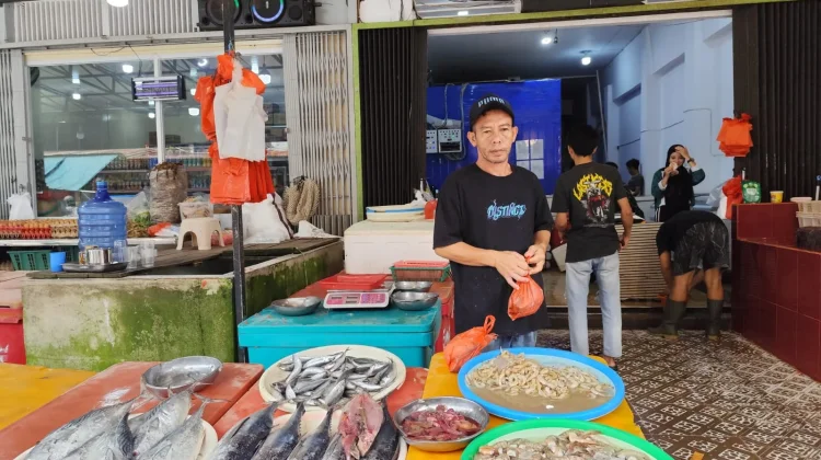 Pasokan Ikan Laut dan Udang Aman di Sanggau