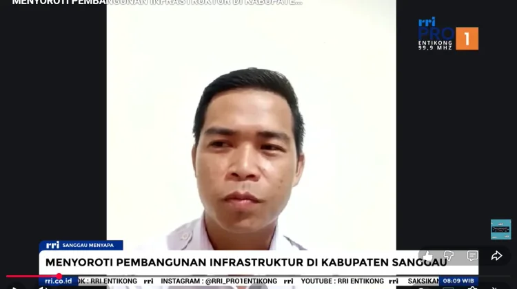 Masyarakat Desa Suruh Tembawang Rindukan Infrastruktur Jalan yang Layak