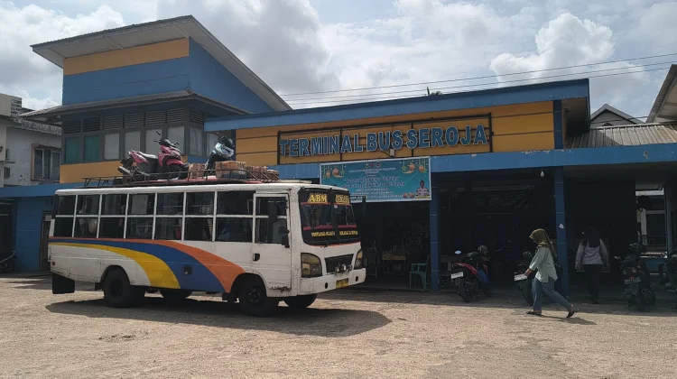 H-5 Lebaran, Terminal Seroja Sanggau Sepi Pemudik