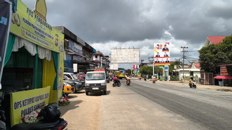 H-5 Lebaran, Arus Kendaraan di Sanggau Ramai Lancar