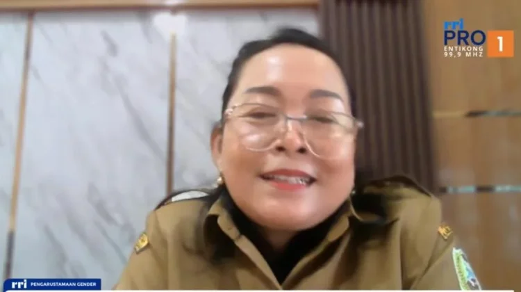 Perempuan Harus Pintar Mengatur Karier dan Keluarga
