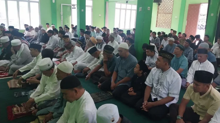 Umat Muhammadiyah Sanggau Salat Ied di Masjid At-Tanwir