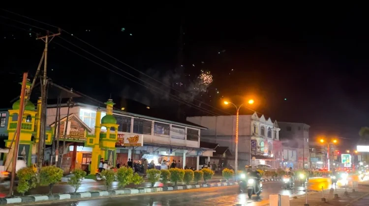 Bupati Ontot Bidik Pajak Kafe-Restoran Dongkrak PAD
