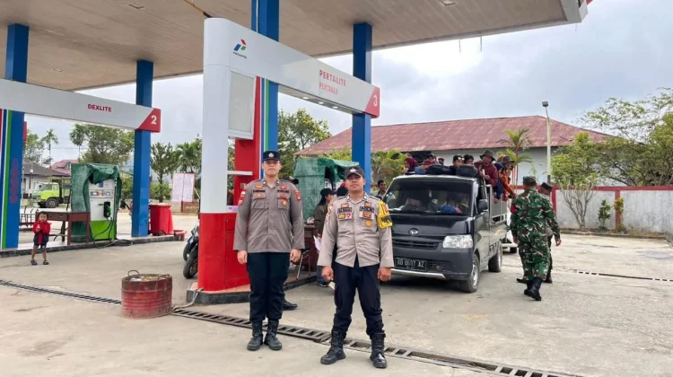 Polisi Pantau Distribusi BBM di Sekayam
