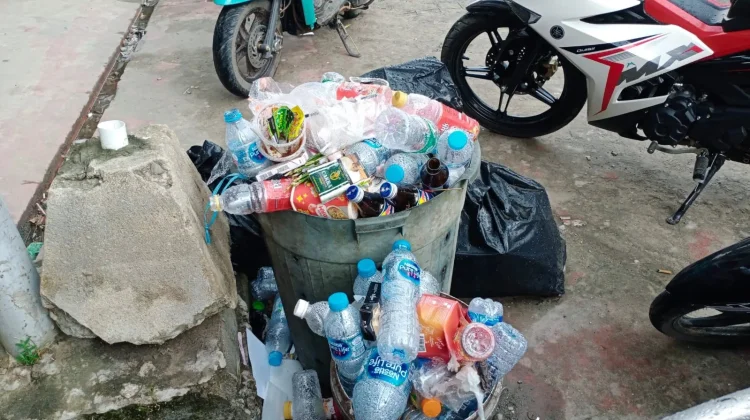 Warga Balai Karangan Butuh Tempat Pembuangan Sampah