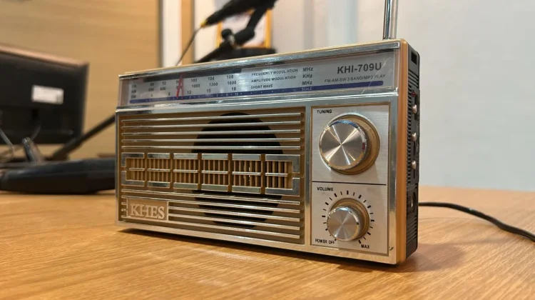 Keterbatasan Sinyal Buat Radio-TV Masih Dibutuhkan